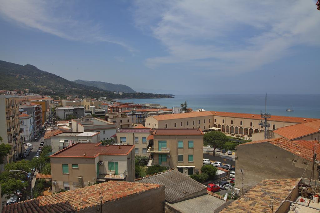 Garibaldi B&B Cefalù Buitenkant foto