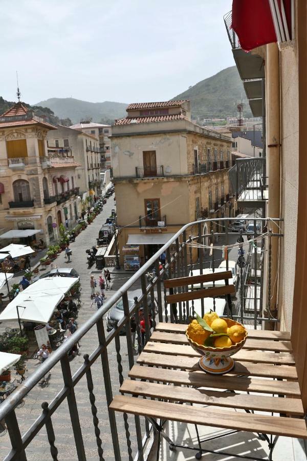 Garibaldi B&B Cefalù Buitenkant foto